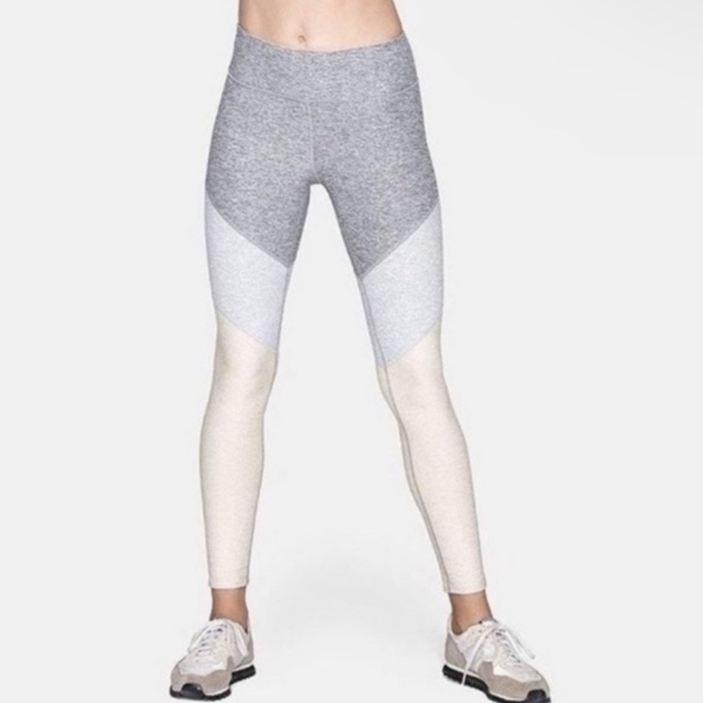 Outdoor Voices Colorblock Springs 7/8 length leggings